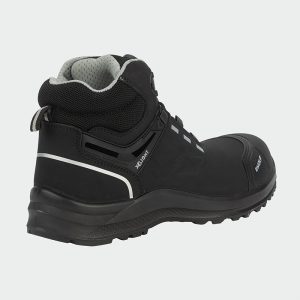 516607-defender-fit-3 516607-defender-fit-3